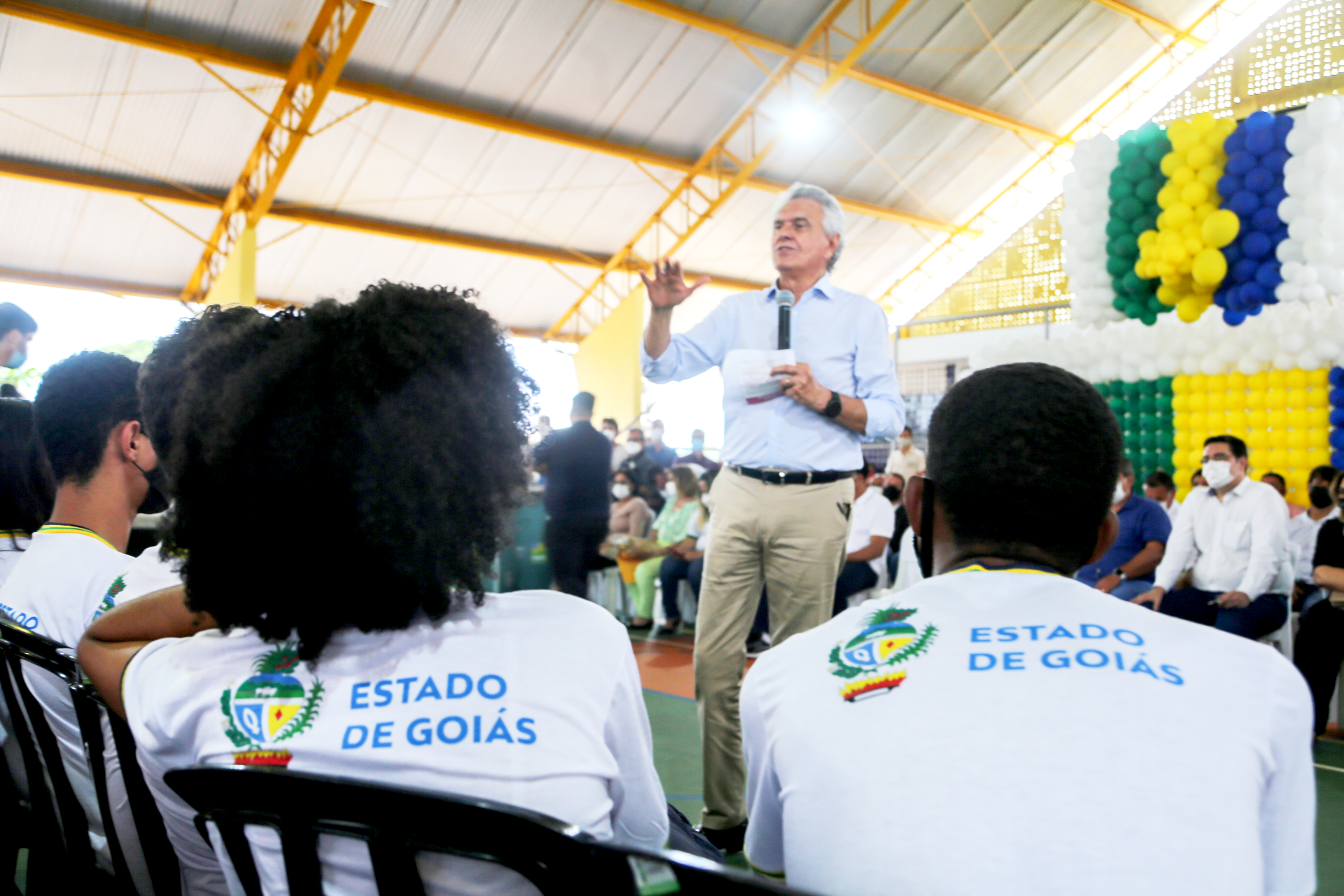 Governador de Goiás em evento em Trindade